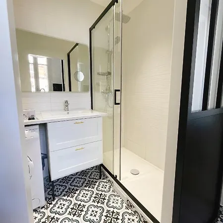 Muguette - Coeur De Vichy-1er Etage-balcon